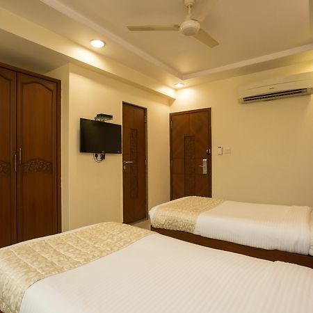 Oyo 10007 Hotel Grace Residency ムンバイ エクステリア 写真