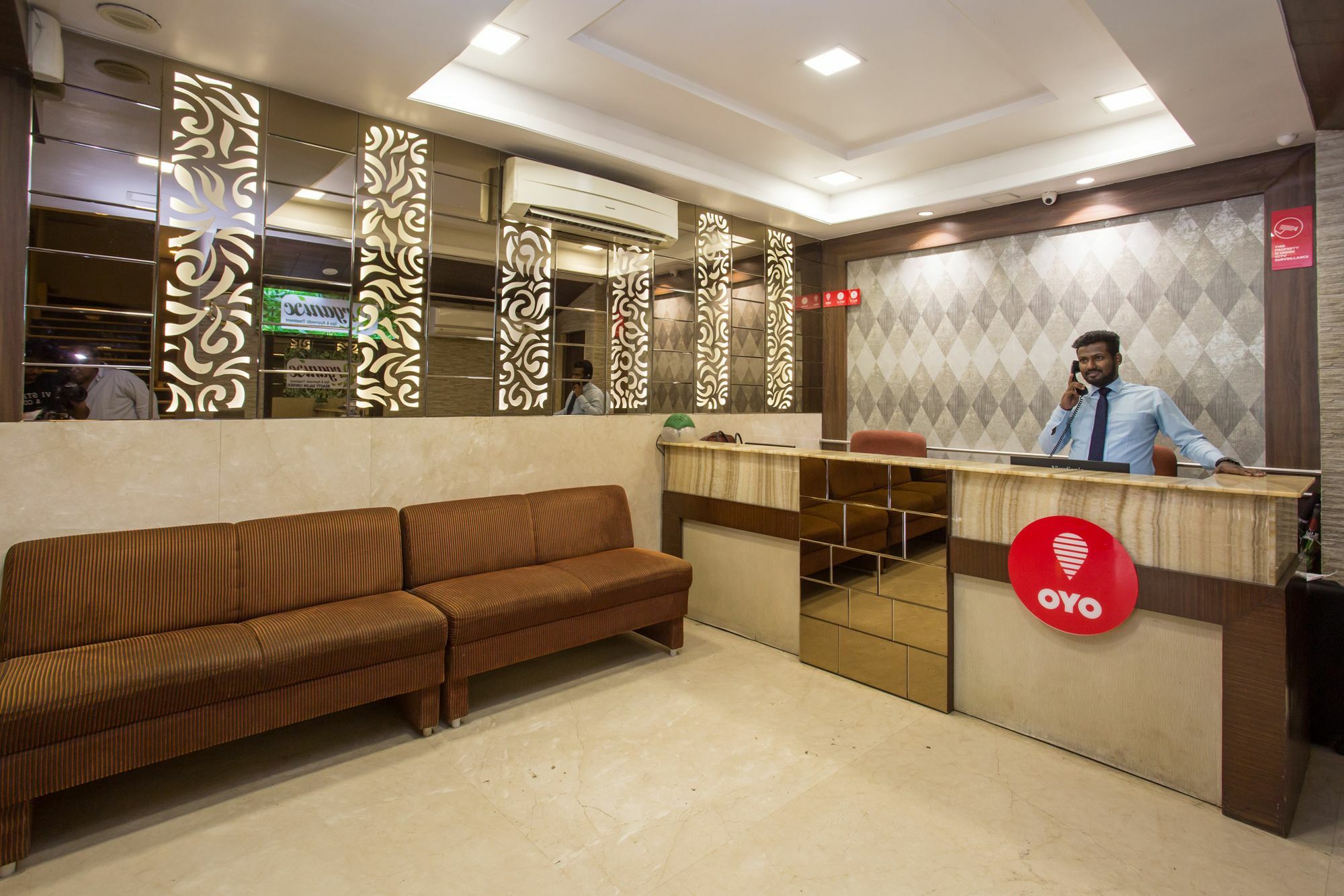 Oyo 10007 Hotel Grace Residency ムンバイ エクステリア 写真